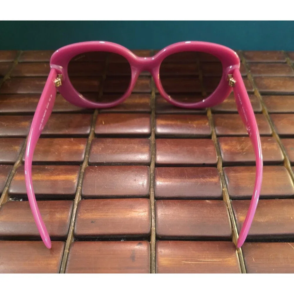 Coach Pillow Tabby Oval Women's Sunglasses Milky Magenta CR609 2024